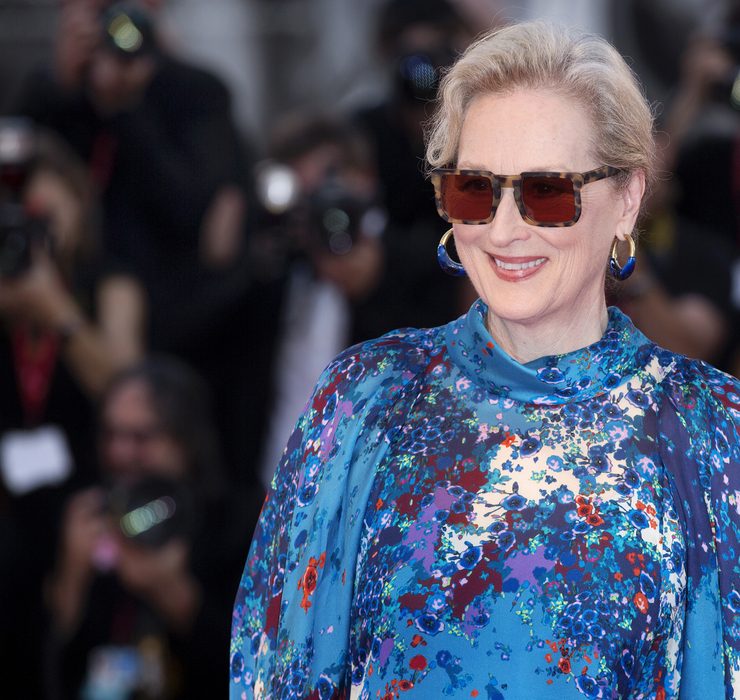 75-jährige Meryl Streep auf einem Date mit einem berühmten Schauspieler erwischt