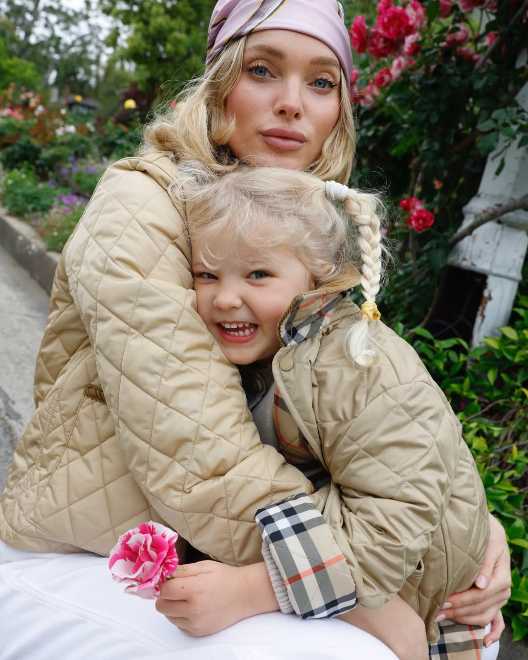Family Look: Elsa Hosk verzaubert mit Fotos ihrer Tochter