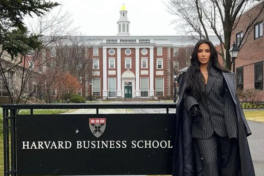 Kim Kardashian becomes a qualified lawyer