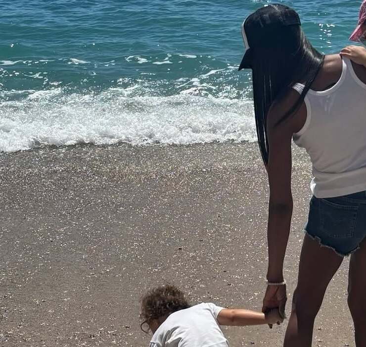 Rare moments: Naomi Campbell shares her life as a nom