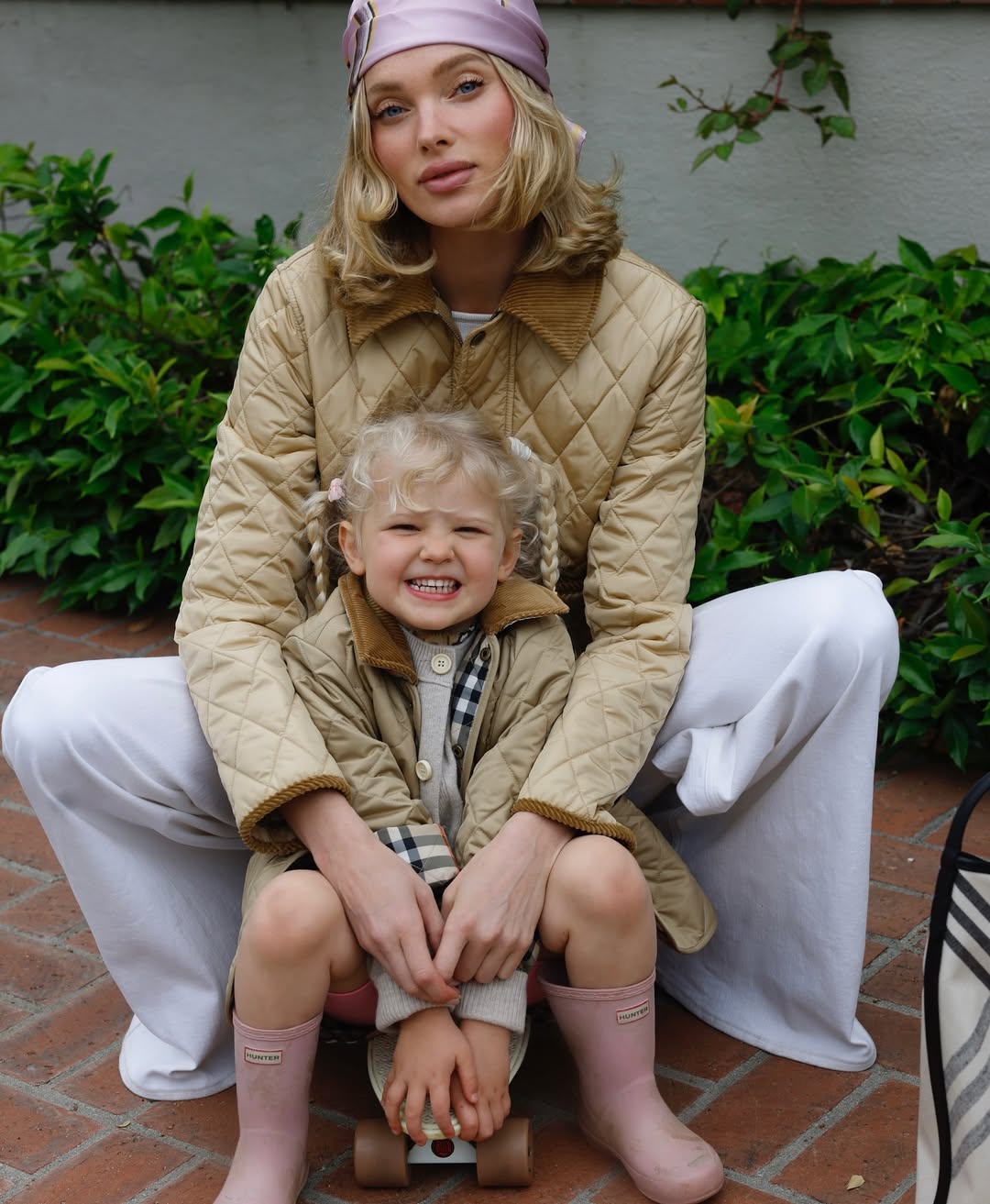 Family Look: Elsa Hosk verzaubert mit Fotos ihrer Tochter