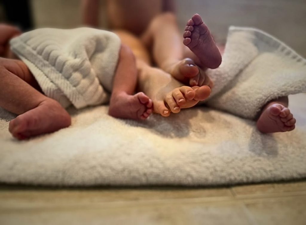 Actress Amber Heard becomes a mother of twins