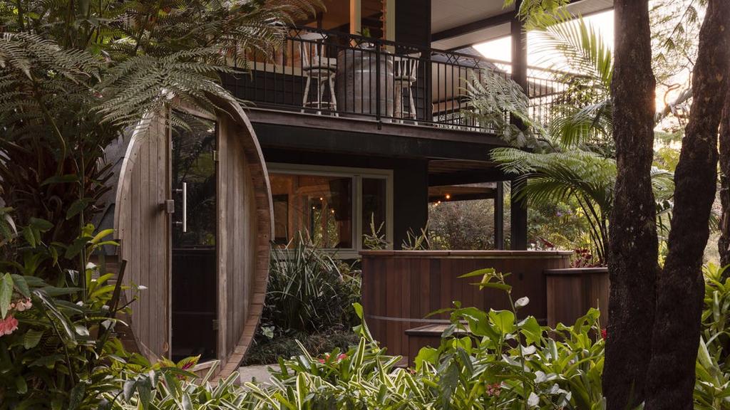Margot Robbie’s secret farm estate on the Gold Coast listed for $4.9 million