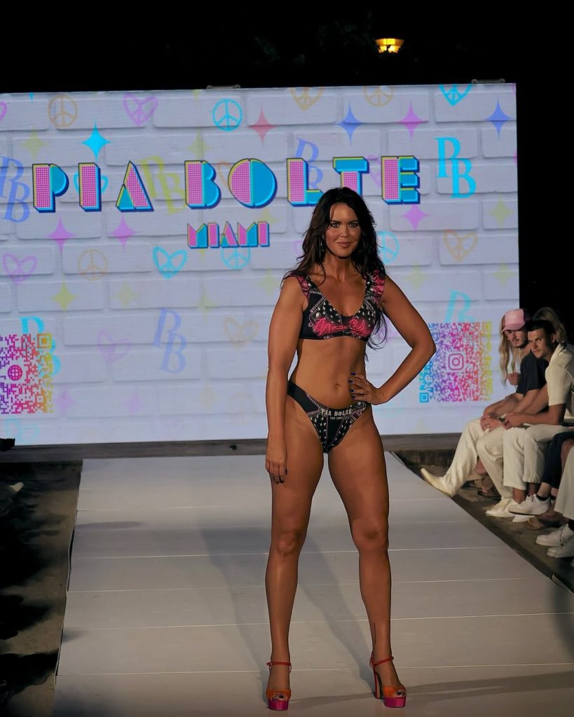 In a swimsuit on the catwalk: 45-year-old Martina Reuter conquers Miami