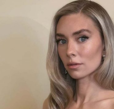 «The Crown» star Vanessa Kirby is expecting her first child