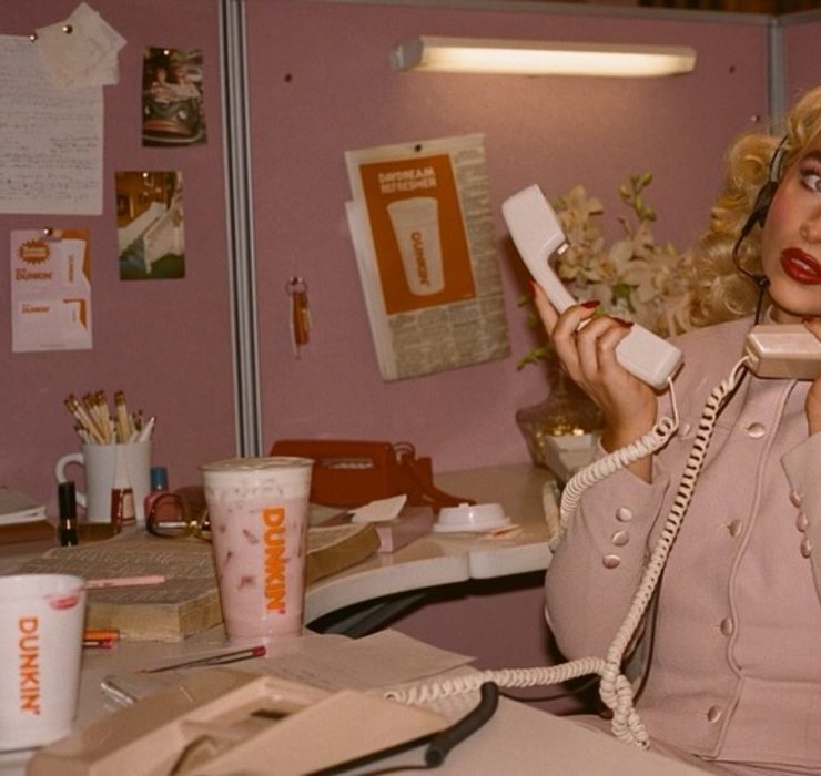 Sabrina Carpenter bringt Sommergetränk in Zusammenarbeit mit Dunkin’ heraus