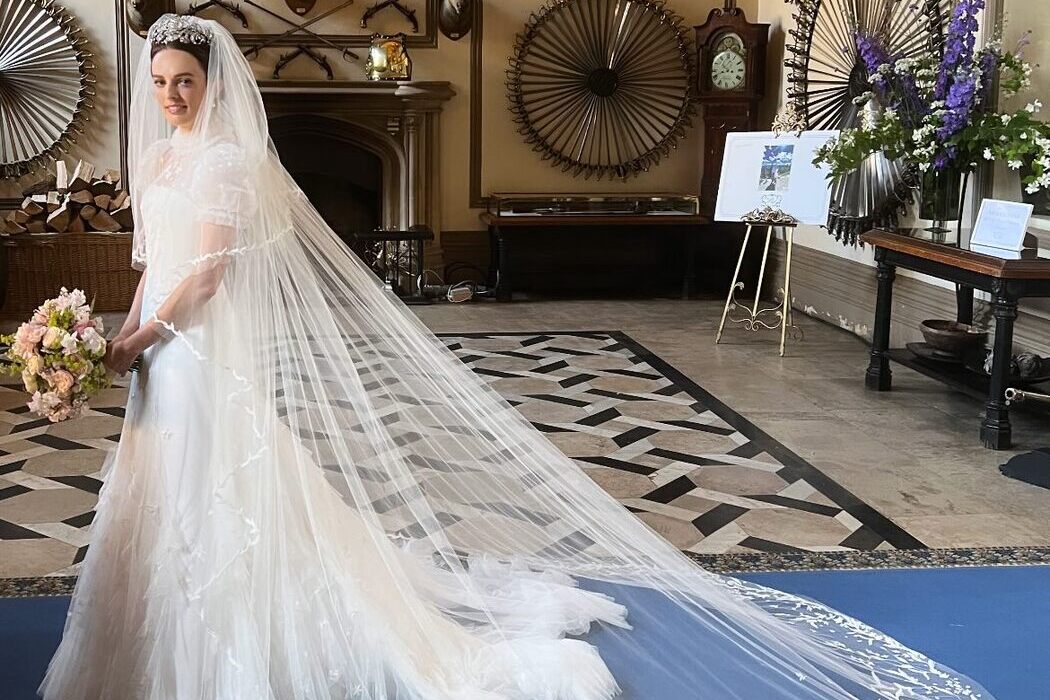 One of Britain’s «society sisters», Lady Violet Manners, has married