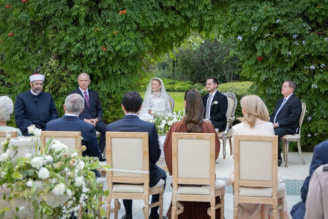 Looking at new photos from Princess Aisha of Jordan’s wedding