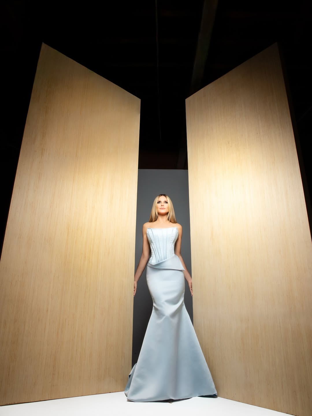 Heidi Klum wird zur Muse der Cruise-Kollektion von Christian Siriano