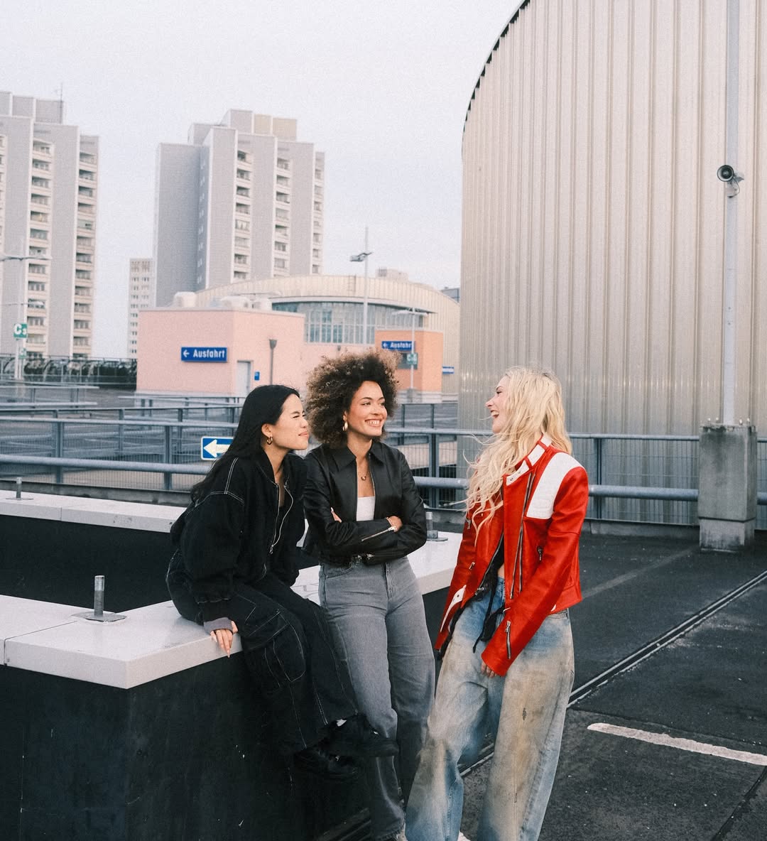 Esther Graf on the fleeting nature of happiness in her new track «wenn’s am schönsten ist»