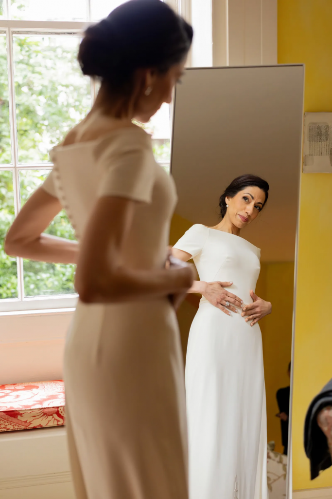 Huma Abedin, ehemalige Assistentin von Hillary Clinton, hat den Milliardär Alexander Soros geheiratet