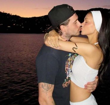 Sweet kisses on a yacht: how Brooklyn Beckham and Nicola Peltz are vacationing