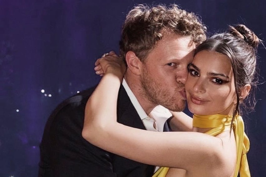 Emily Ratajkowski officially divorced from her husband