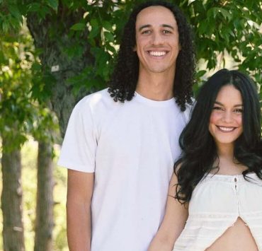 Vanessa Hudgens is expecting another baby
