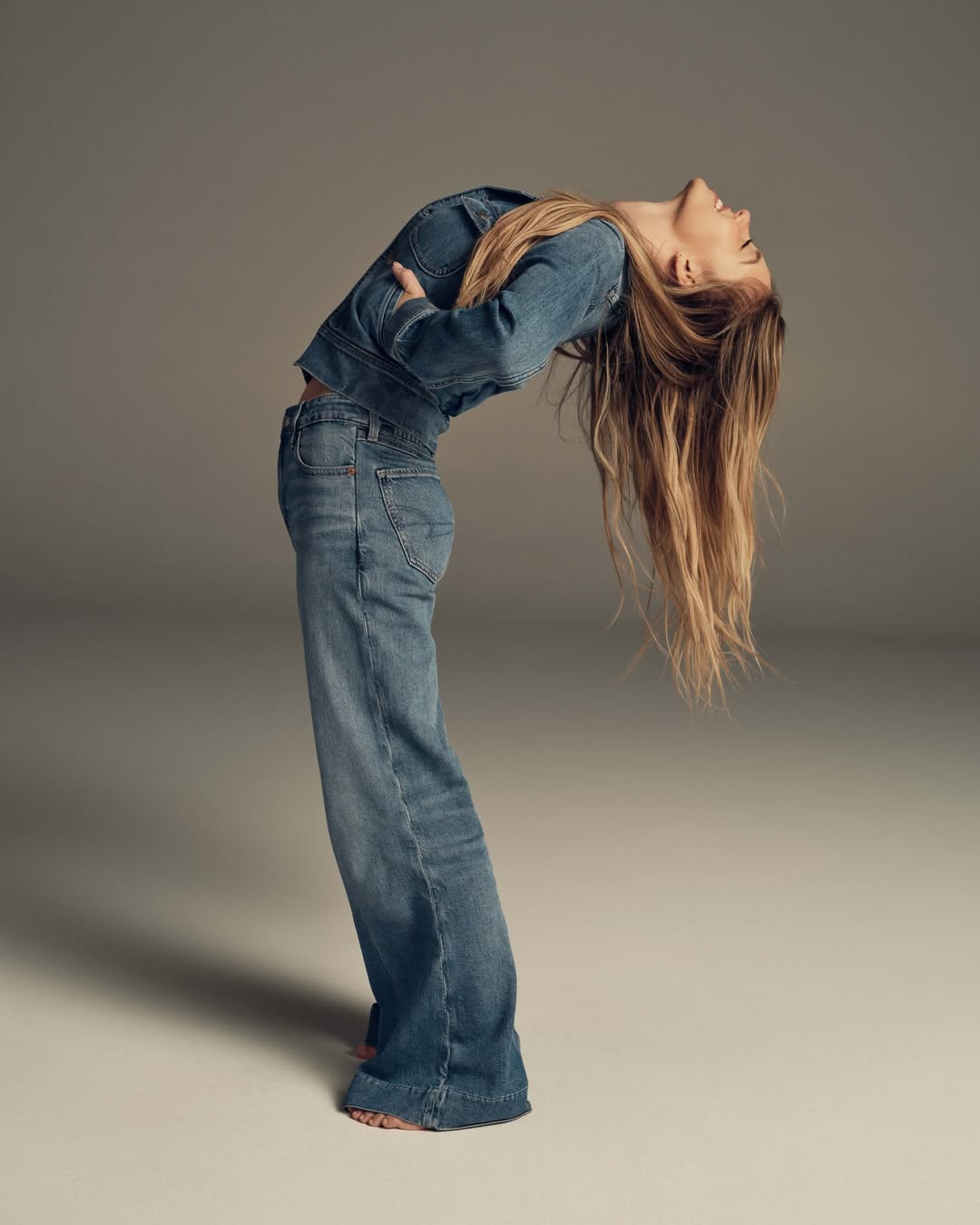 «Genes or jeans?»: campaign with Sydney Sweeney accused of promoting eugenics