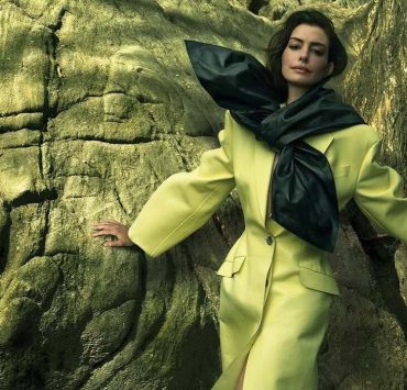 Anne Hathaway posiert für die Vogue und spricht über die schwierigste Rolle ihres Lebens