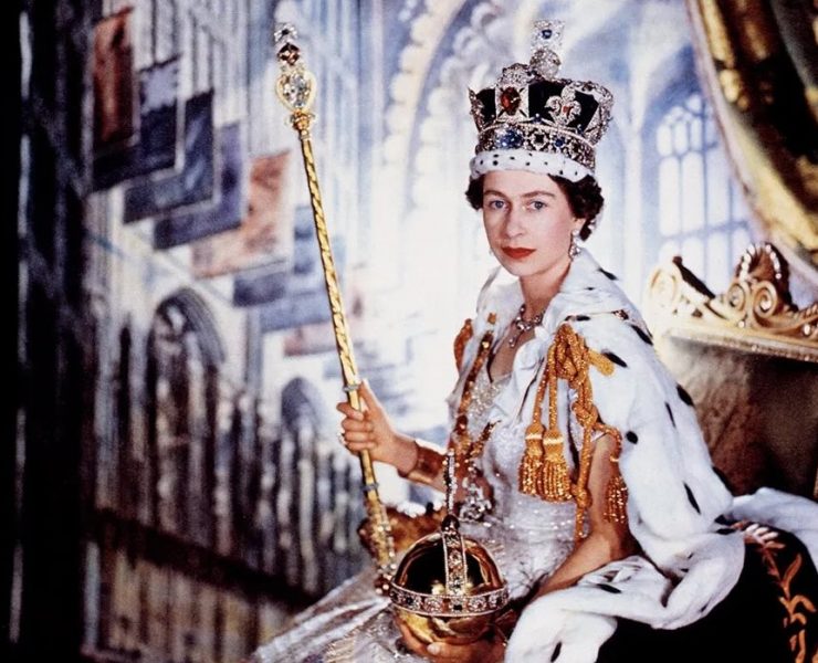 The Queen and fashion: Buckingham Palace announces exhibition on the style of Elizabeth II