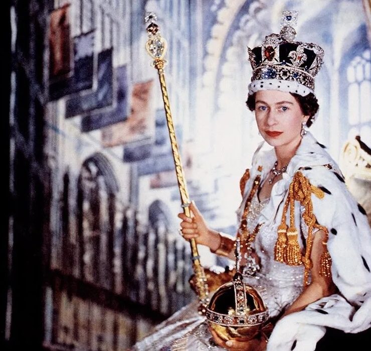 The Queen and fashion: Buckingham Palace announces exhibition on the style of Elizabeth II