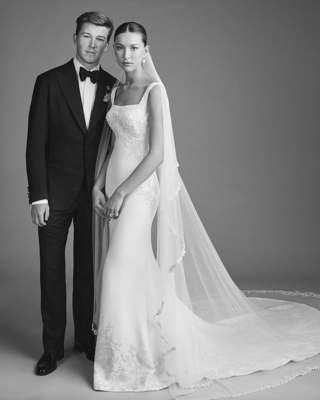 Steve Jobs’ daughter shares first wedding photo