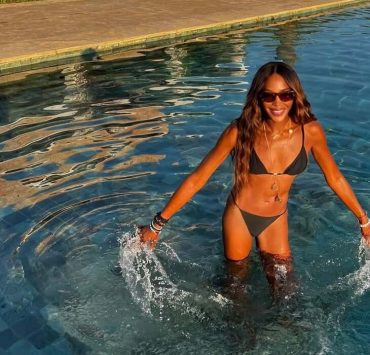 55-year-old Naomi Campbell flaunts her flawless figure while vacationing in Ibiza