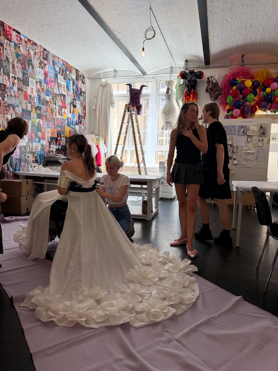 Designerin Marina Hoermanseder entwirft außergewöhnliches Hochzeitskleid für Kristina Vogel