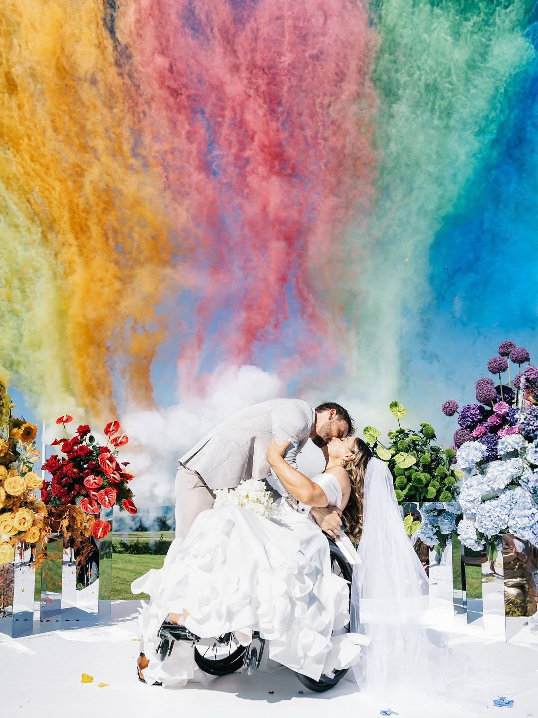 Designerin Marina Hoermanseder entwirft außergewöhnliches Hochzeitskleid für Kristina Vogel