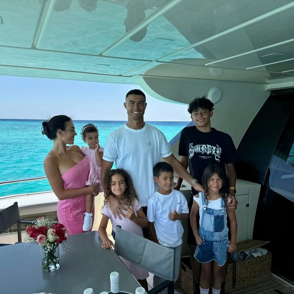 She Said «Yes»: Cristiano Ronaldo Proposes to Georgina Rodríguez