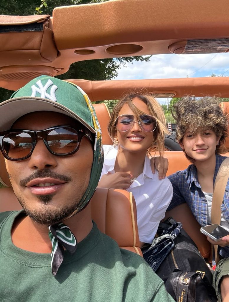 A Weekend in the Hamptons: Jennifer Lopez Enjoys a Bike Ride with Her Daughter