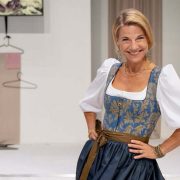 Hailey Bieber zeigt emotionale Aufnahmen ihres Geburtstagskindes