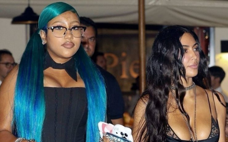 Corset and Colored Strands: Kim Kardashian Criticized Over 12-Year-Old Daughter’s Look