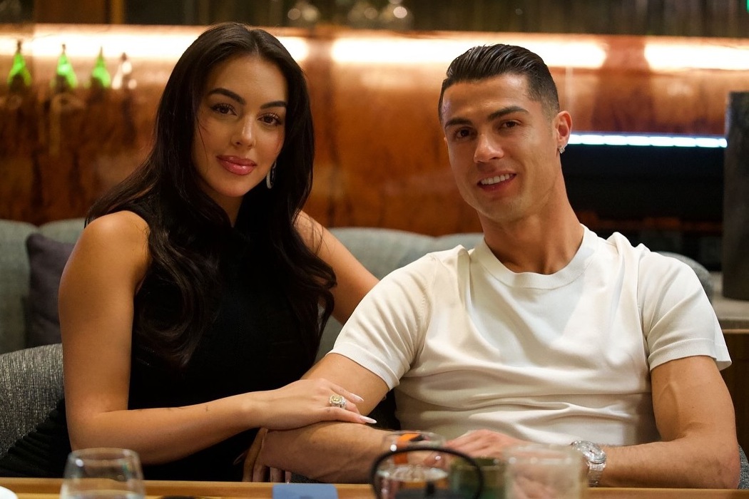 She Said «Yes»: Cristiano Ronaldo Proposes to Georgina Rodríguez