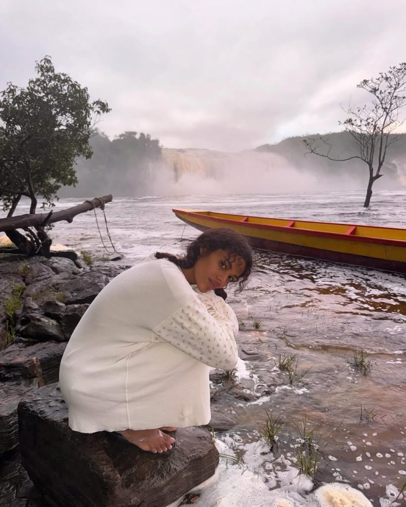 Tina Kunakey Shares Vivid Moments from Her Vacation in Venezuela