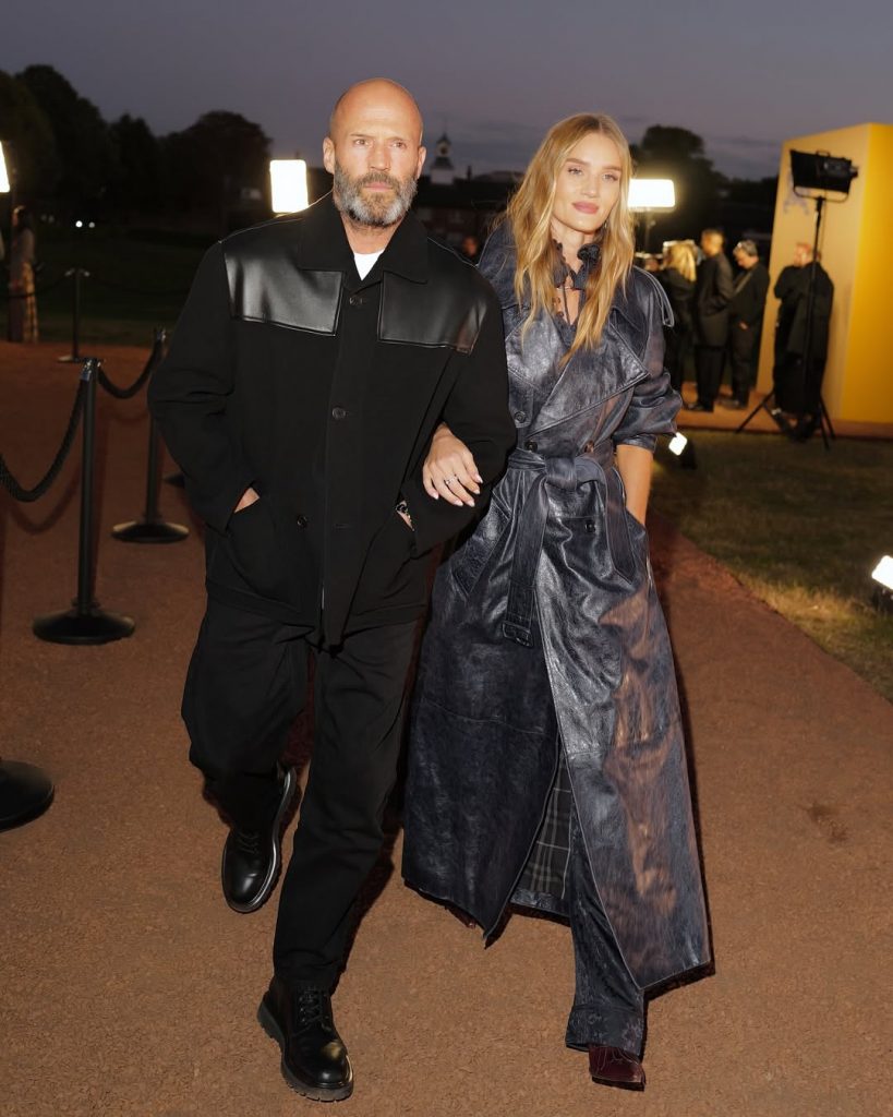 Das perfekte Paar: Rosie Huntington-Whiteley und Jason Statham stehlen die Show bei Burberry