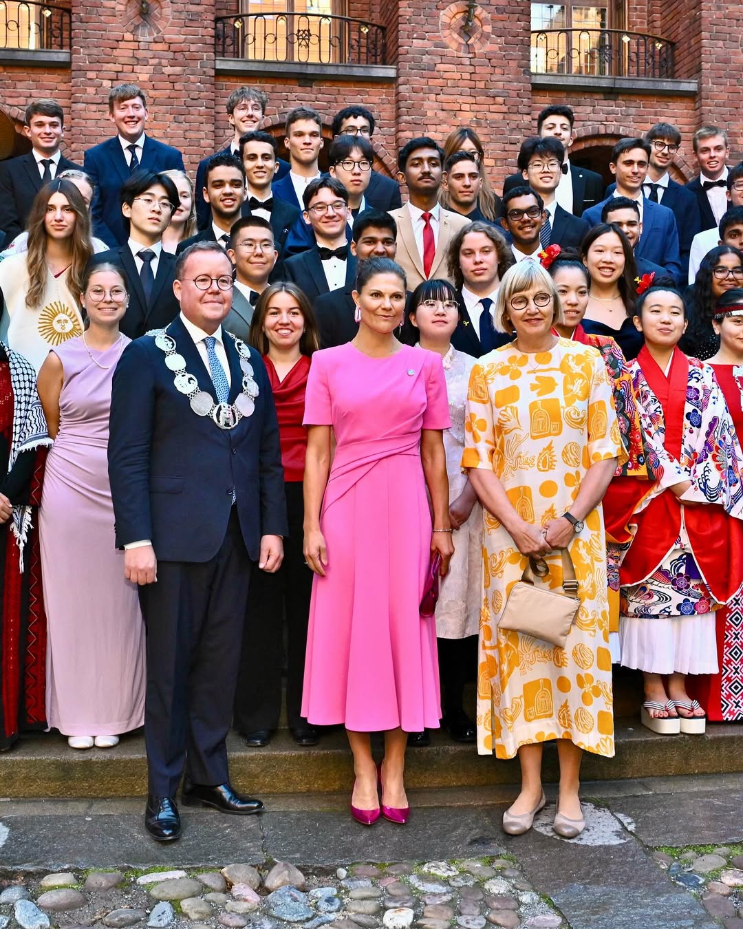 Headlines: Crown Princess Victoria in Swarovski earrings at the Junior Water Prize