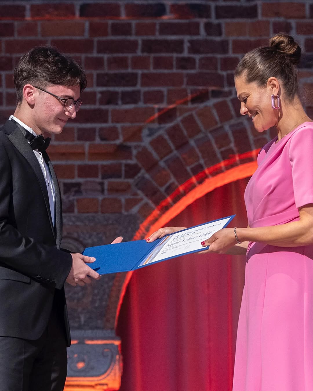 Headlines: Crown Princess Victoria in Swarovski earrings at the Junior Water Prize