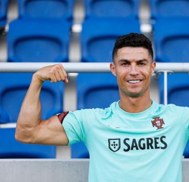 Cristiano Ronaldo wird zum ersten Fußball-Milliardär