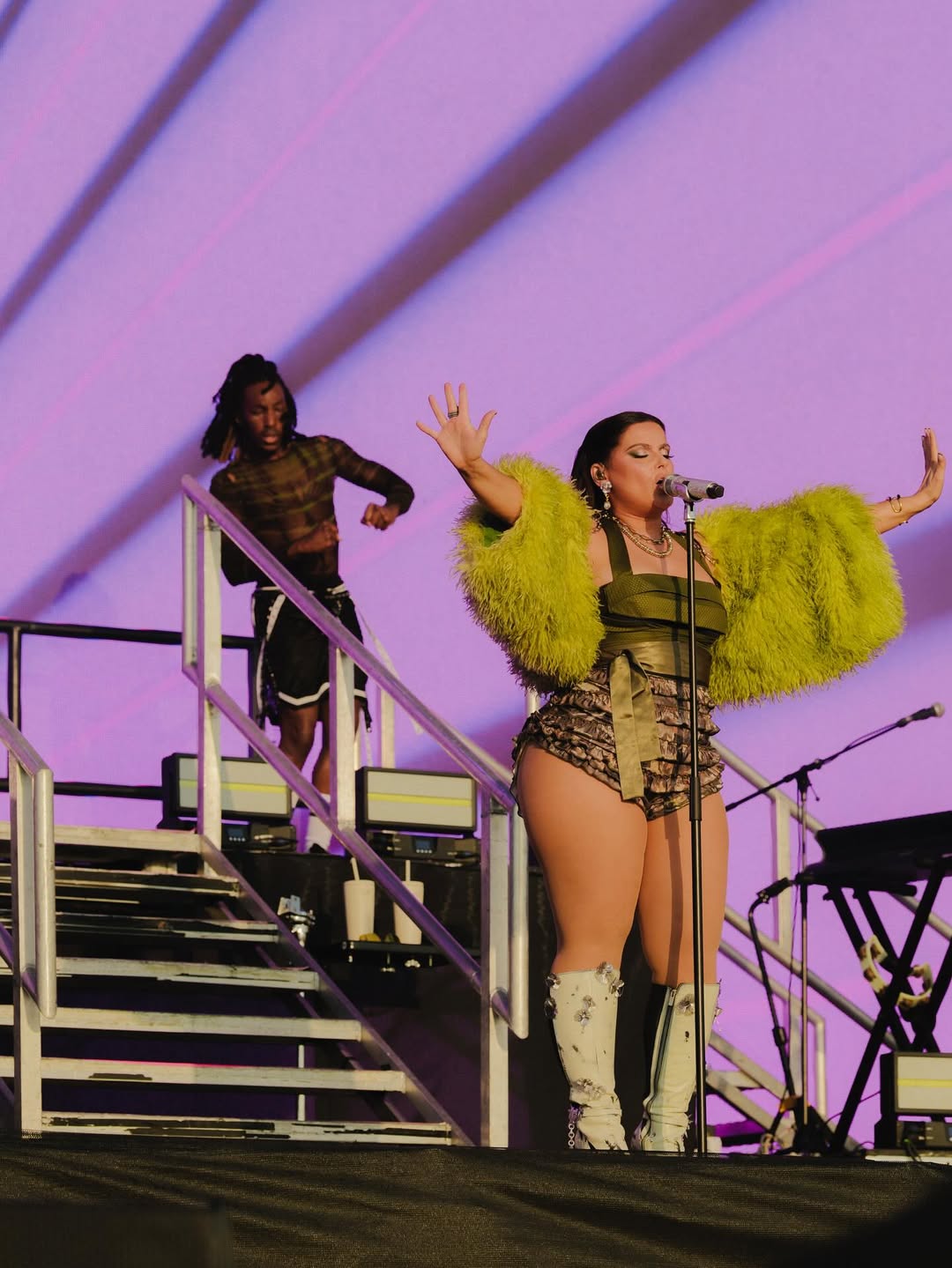 Nelly Furtado announces departure from the stage