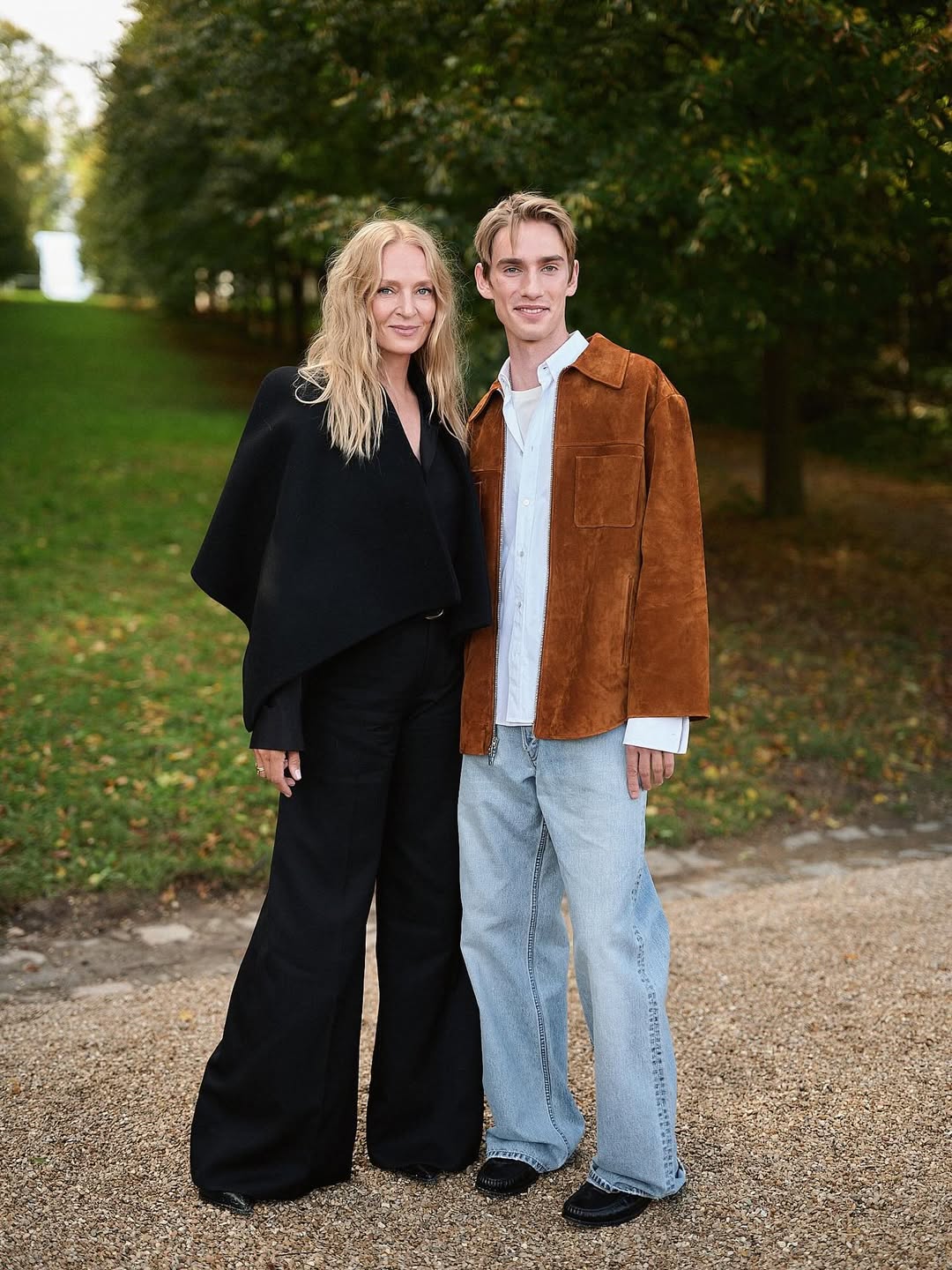 Mom’s double: Uma Thurman shows her son for the first time in years