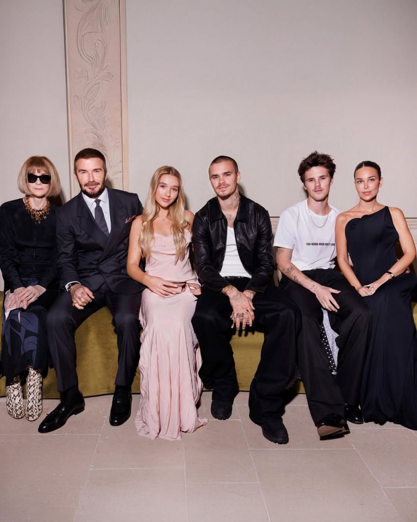 Die Beckhams und Anna Wintour in der Front Row bei der Victoria-Beckham-Show