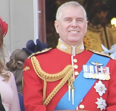 Prinz Andrew verliert seinen Titel und muss die königliche Residenz verlassen