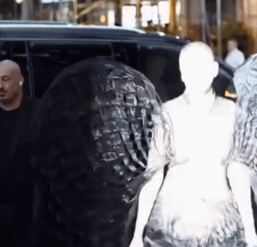 Look des Tages: Sarah Jessica Parker in einem «geflügelten» Kleid beim Gala-Abend in New York