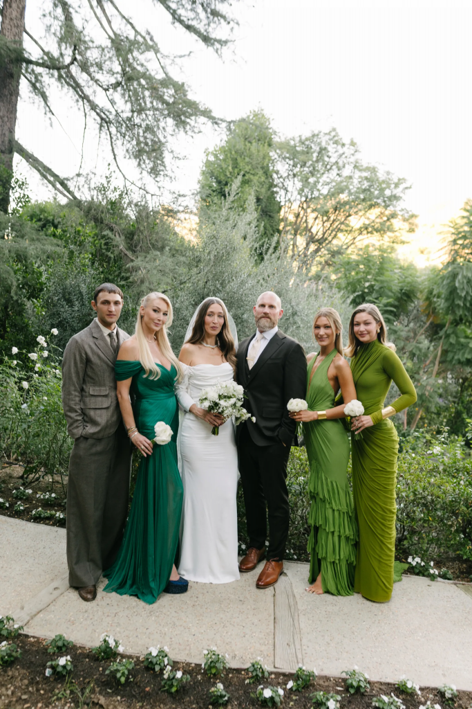 Lachen und Freudentränen: Gigi und Bella Hadid auf der Hochzeit ihrer älteren Schwester