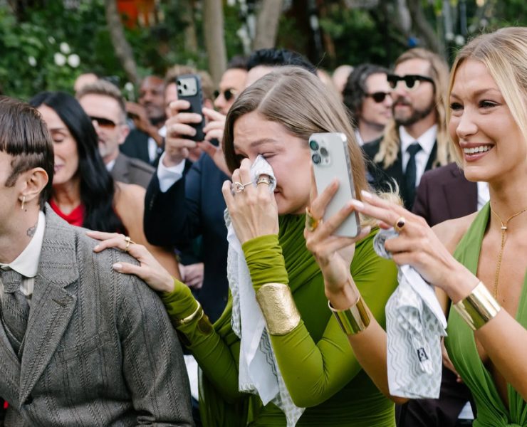Gigi and Bella Hadid at Their Sister’s Wedding