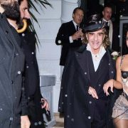 Kim Kardashians Marke präsentiert Unterwäsche mit Kunsthaar