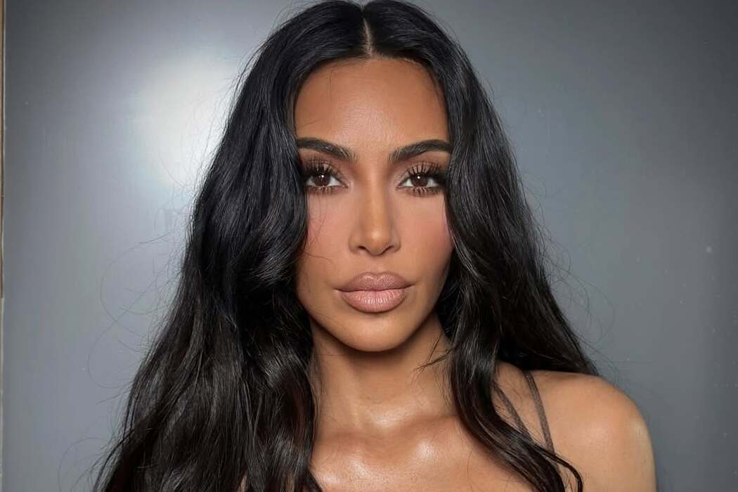 Kim Kardashians Marke präsentiert Unterwäsche mit Kunsthaar