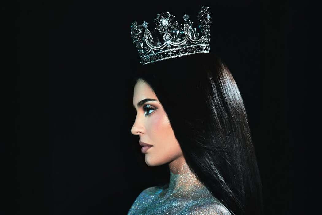 Kylie Jenner bringt eine limitierte Make-up-Kollektion zum 10-jährigen Jubiläum ihrer Marke heraus