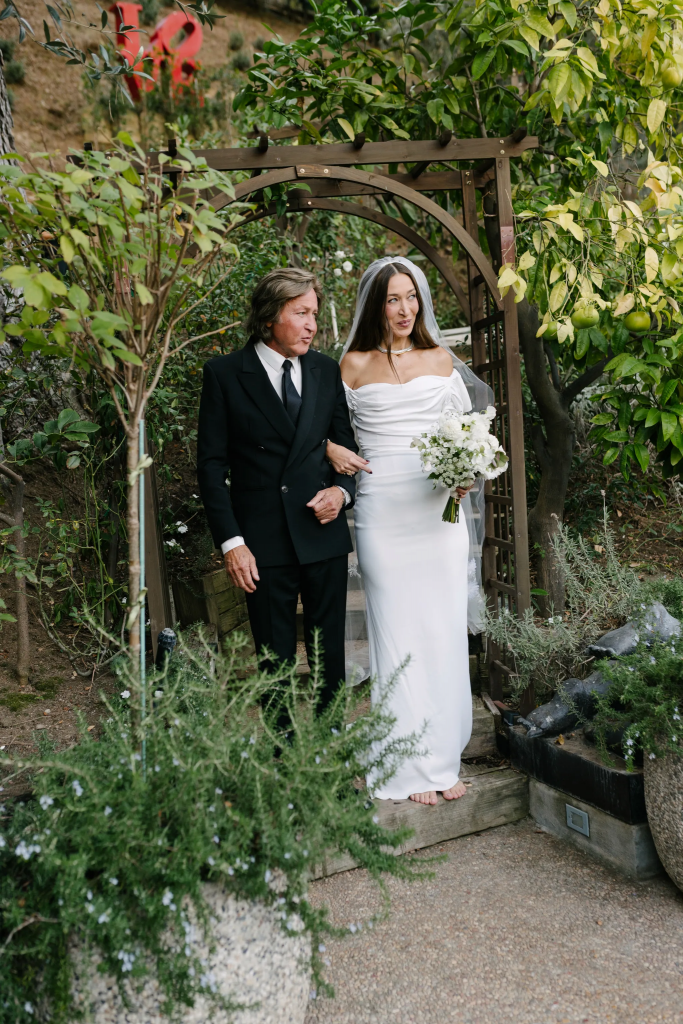 Lachen und Freudentränen: Gigi und Bella Hadid auf der Hochzeit ihrer älteren Schwester