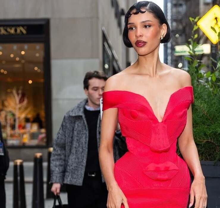 Nara Smith Becomes a Mother for the Fourth Time