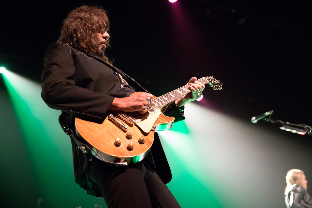 Kiss Co-Founder and Guitarist Ace Frehley Dies at 74