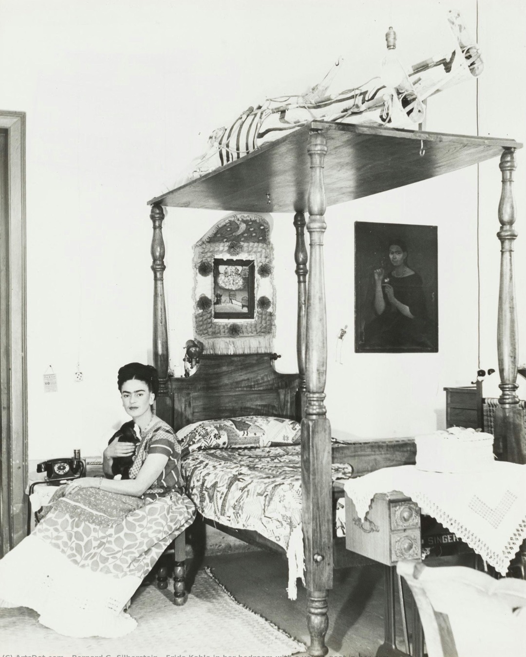 Frida Kahlo’s painting sold at Sotheby’s auction for a record $54.7 million